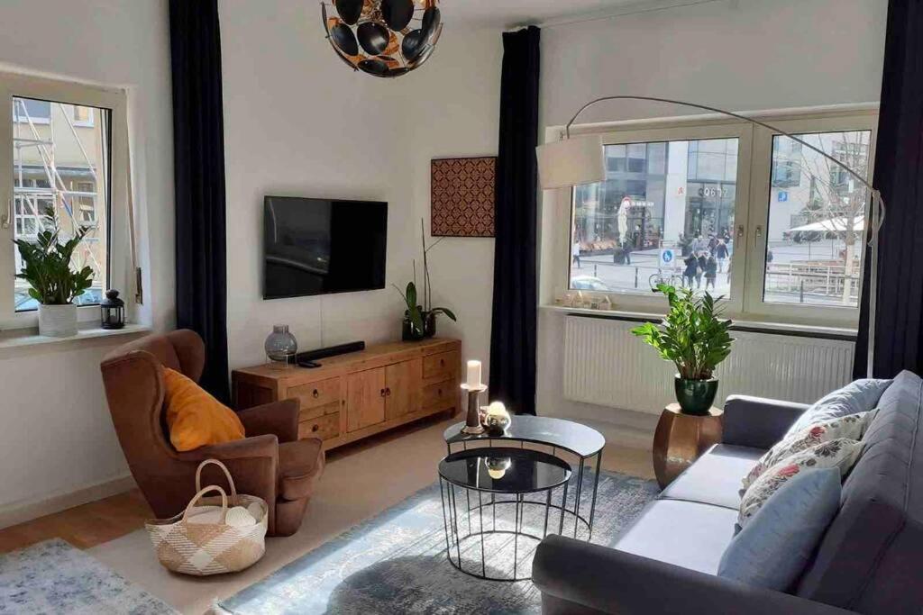 Home In The Heart Of Mannheim, Free Parking, Netflix, Fast Wifi エクステリア 写真
